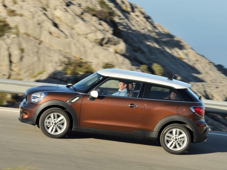  Mini Cooper S Paceman 2013 года  (фото 13 из 30)
